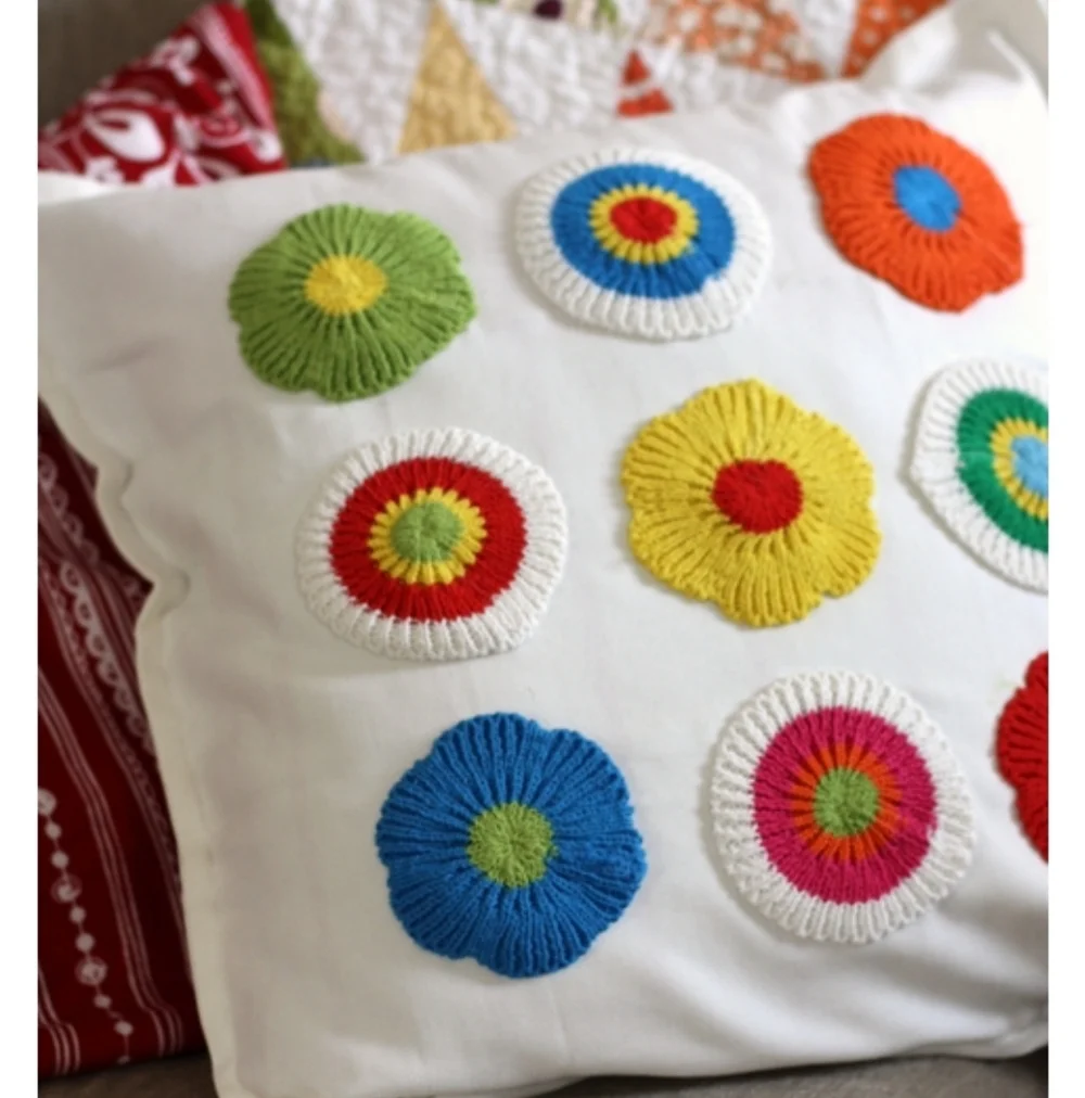 NWT. IKEA KNIT COASTERS/ORNAMENTS... APPLIQUE...5/KARRNAVA.. 5/MJUKNAVA.. #7887